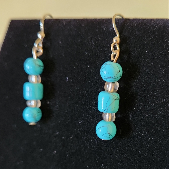 Turquoise Blue Stone dangle earrings - Picture 3 of 5